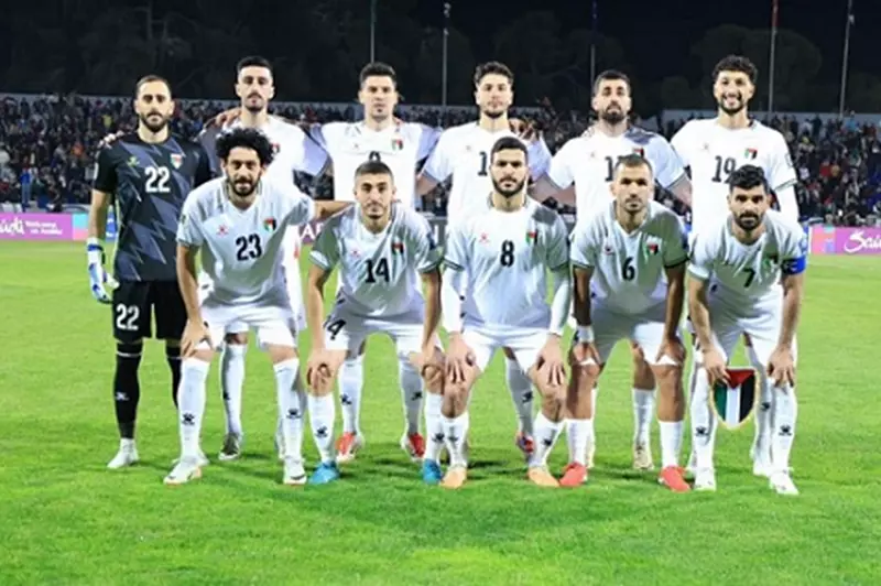 لحظات مؤلمة وداع المنتخب الفلسطيني من تصفيات كأس العالم في - يلا شوت | يلاشوت | yalla shoot | yallashoot | بث مباشر لحظات مؤلمة: وداع المنتخب الفلسطيني من تصفيات كأس العالم في الدقيقة الأخيرة